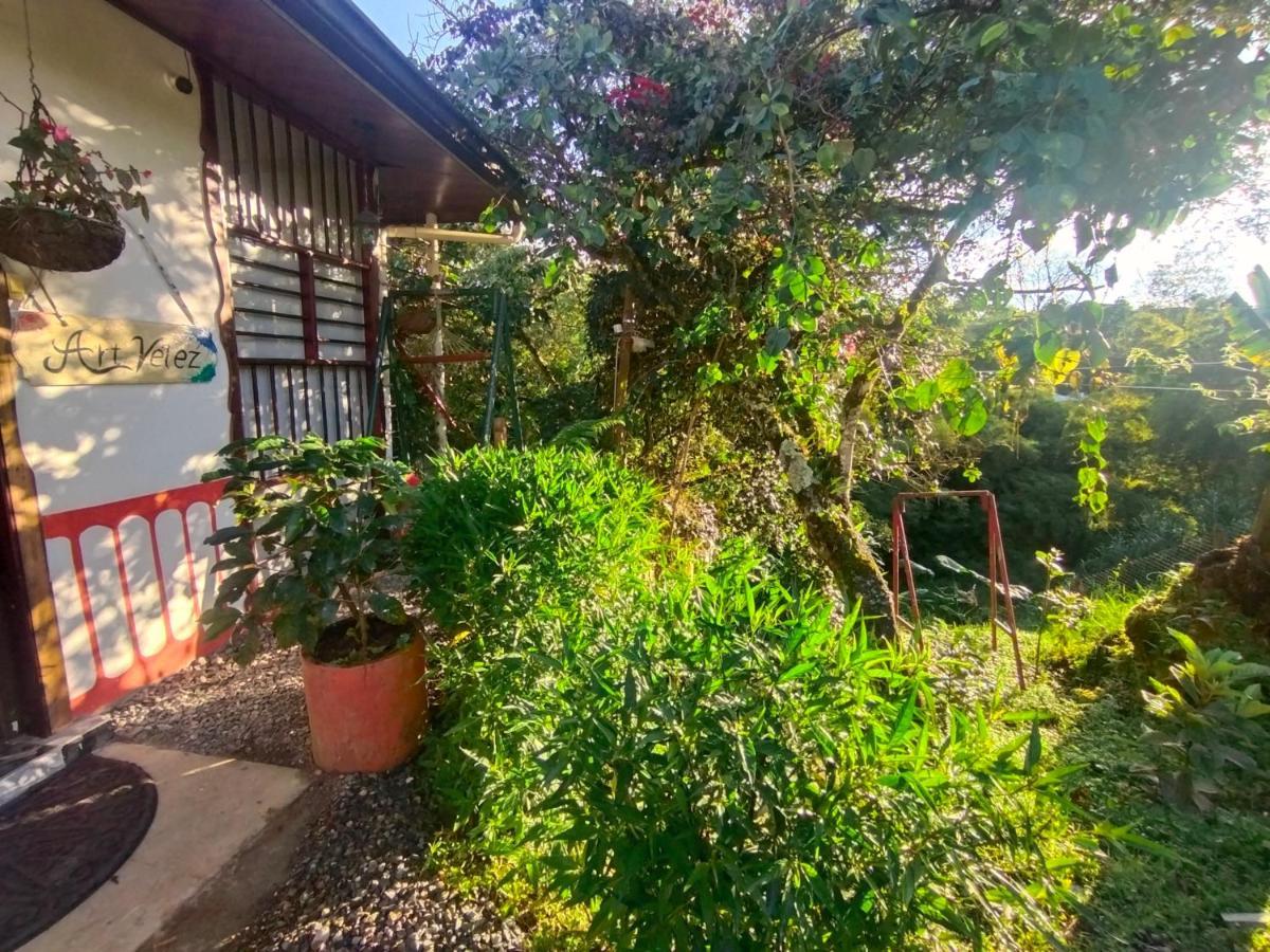 מלון Casa Turistica Art-Velez סאלנטו מראה חיצוני תמונה