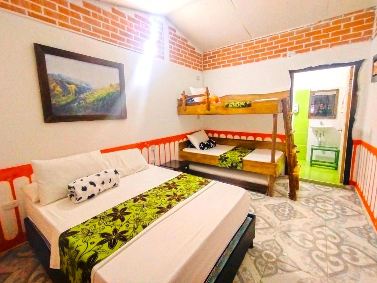 מלון Casa Turistica Art-Velez סאלנטו מראה חיצוני תמונה