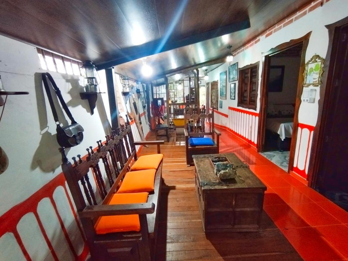 מלון Casa Turistica Art-Velez סאלנטו מראה חיצוני תמונה