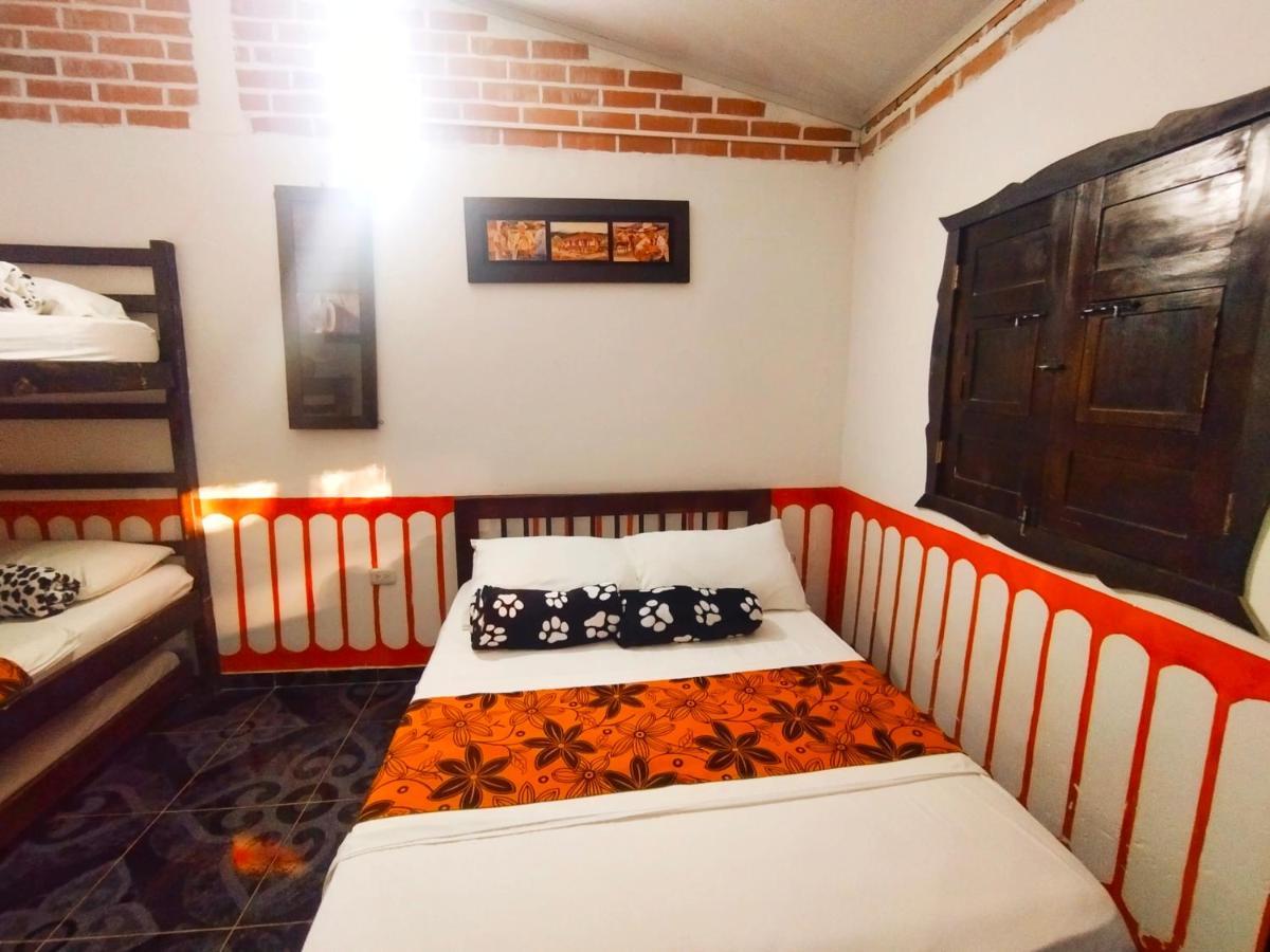 מלון Casa Turistica Art-Velez סאלנטו מראה חיצוני תמונה