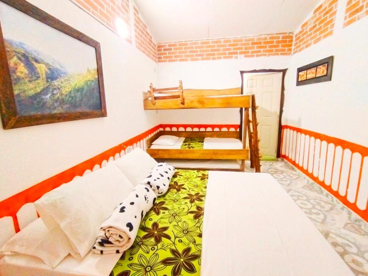 מלון Casa Turistica Art-Velez סאלנטו מראה חיצוני תמונה