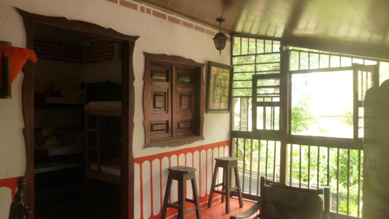 מלון Casa Turistica Art-Velez סאלנטו מראה חיצוני תמונה